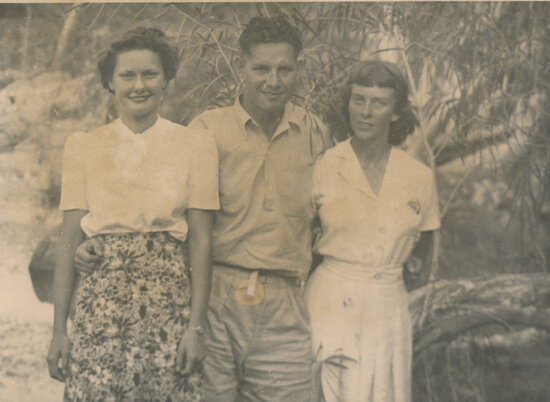?, Bruce Cunningham and Jill Cunningham (nee Lambton) at the river