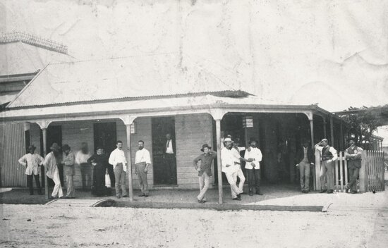 Early Collins&rsquo; Exchange Hotel, Mosman Street