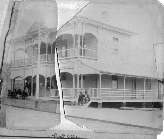 Post Office (Original building) NE cnr Gill &amp; Bow Streets