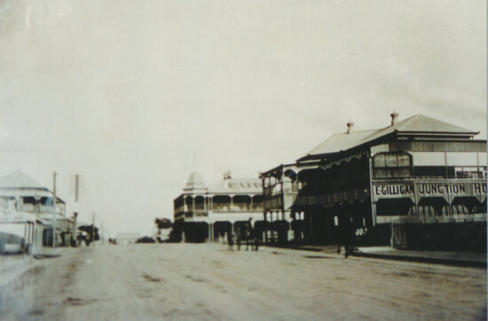 Queenton Junction of Hotels, Eureka Hotel, Queen&rsquo;s Head and Junction Hotel, Millchester Road/York Street