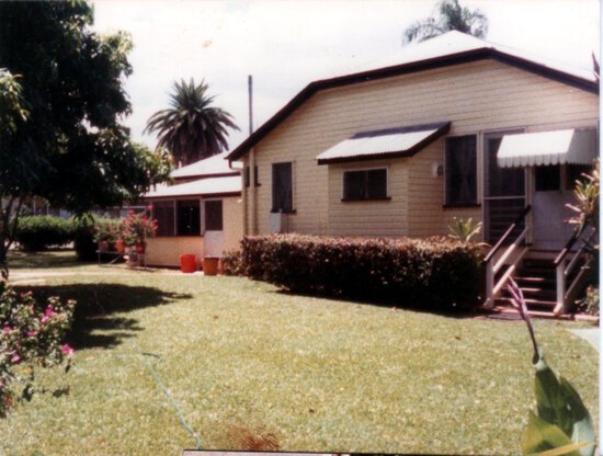 Old Managers Residence, Eventide