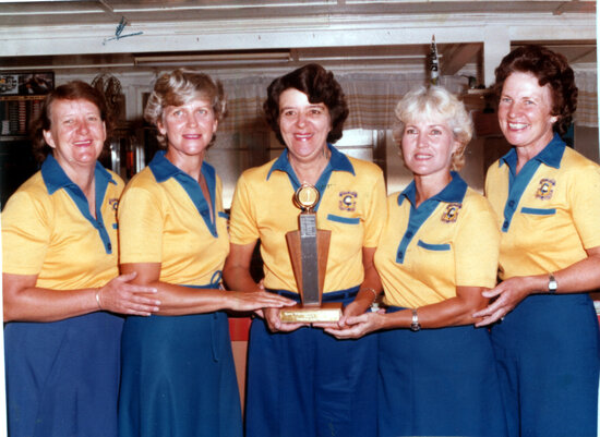 Pam Sellars with Charters Towers Ladies Golf team