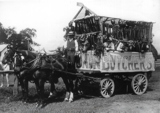 Butcher&rsquo;s Float driven by George Morris, employee of H Siemon &amp; Sons for a Union Procession