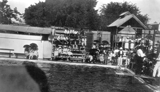 Swimming Baths, corner of Elizabeth Street and King Street, 1920&rsquo;s