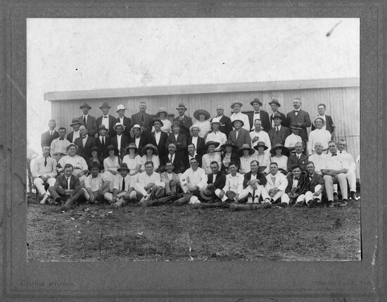 Group Of Players From The Charters Towers Golf Club