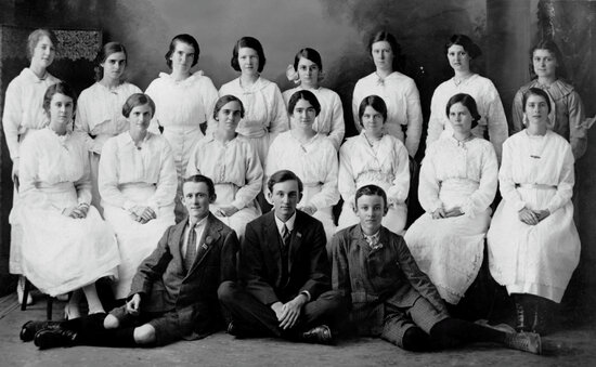 Staff of Mail Order Office, 1915