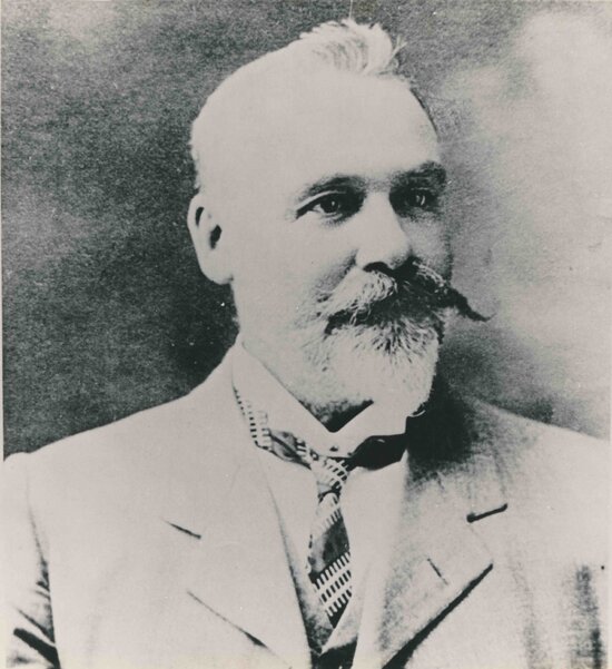 Archibald Laurence Wilson, Ravenswood, 1906