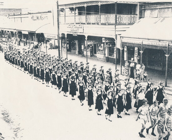 Anzac Day March, Gill Street