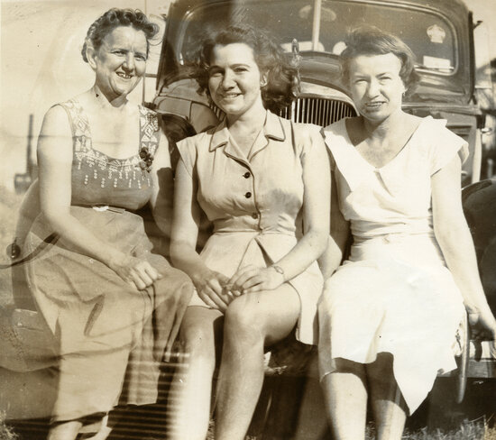 Emma Bright, Miss Erseg and Polly Teasdale at the Burdekin Bridge, 1949