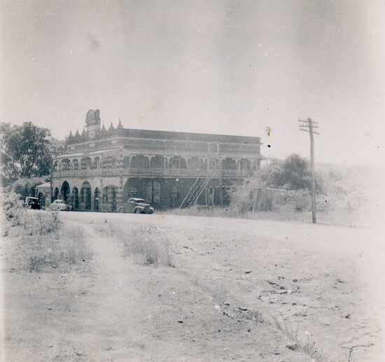 Imperial Hotel Ravenswood, 1958