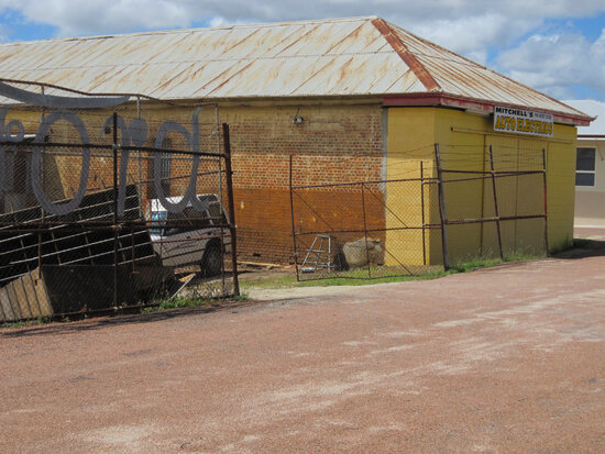 Mitchell&rsquo;s Brick Auto Workshop, Powell Lane