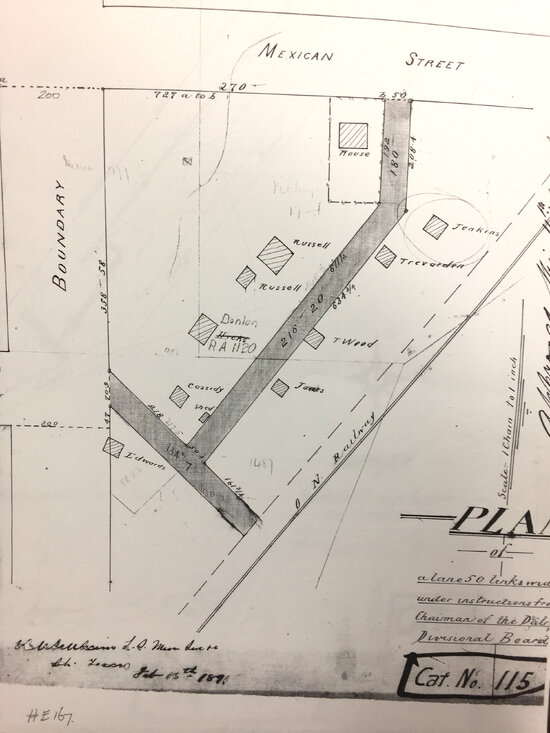a lane 50 linkswide