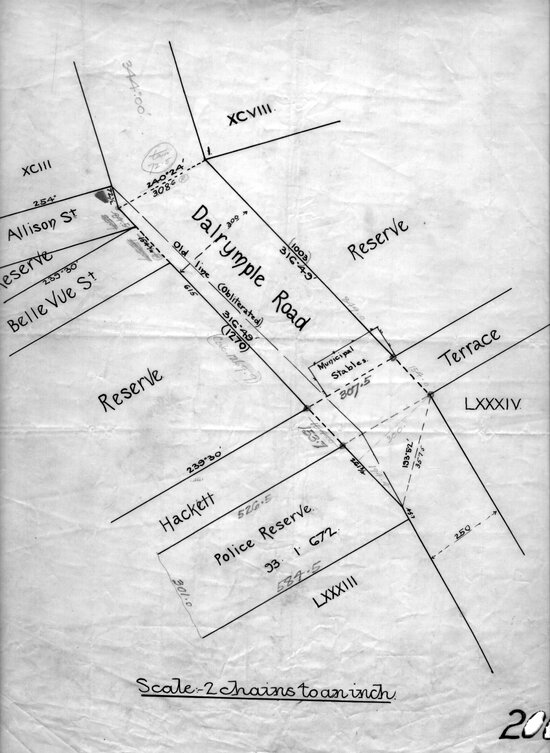 SP 142 Intersection of Dalrymple Rd &amp; Hackett tce