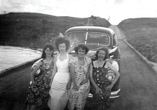 Pat Brennan, Adrian Bell, Betty Donnelly and Maureen Tunney on Macrossan Bridge 1950