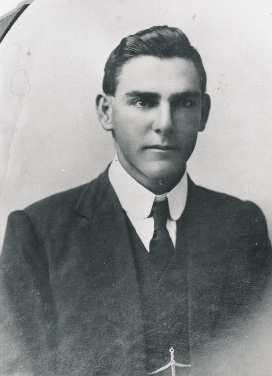 Morton Pryor