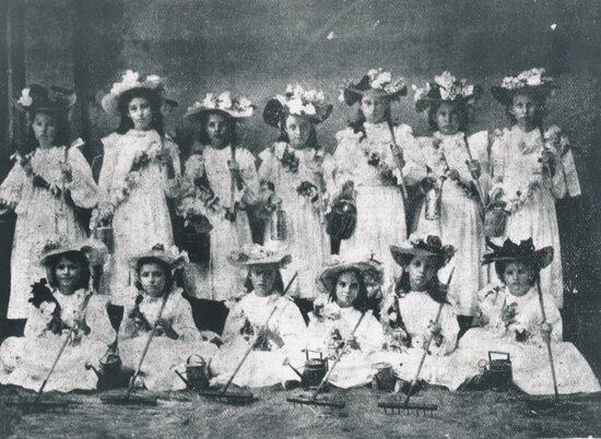 &lsquo;Little Gardeners&rsquo; at the Millchester Convent School