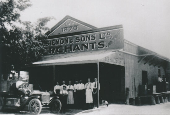Siemon&rsquo;s Beehive Store, lower Gill St and staff