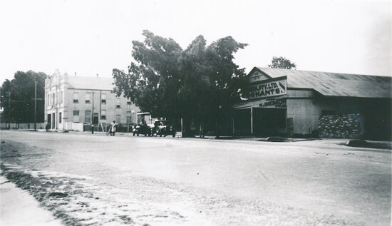Siemon&rsquo;s Store, lower Gill St, with Ambulance building in background
