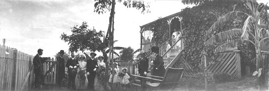 Edith Gluyas wedding party at 50 High Street