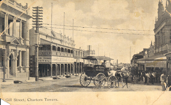 Intersection of Mosman &amp; Gill Street