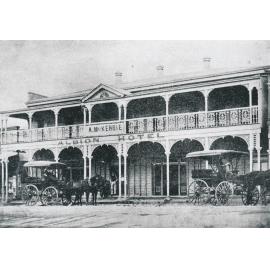 A McKersie’s Albion Hotel, 108 Mosman Street