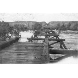 Road Bridge Over Burdekin River Showing Old Section Washed Away