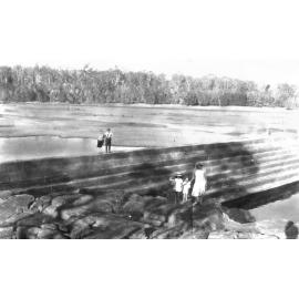 Weir, Burdekin River in drought