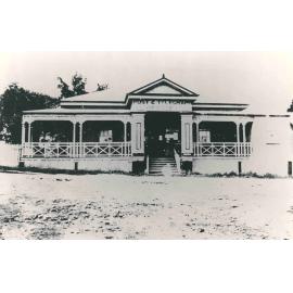 Post Office and Telegraph Office, Macrossan Street, Ravenswood circa 1904