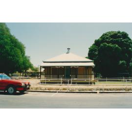 Miner’s Cottage, 26 Deane Street