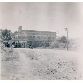 Imperial Hotel Ravenswood, 1958