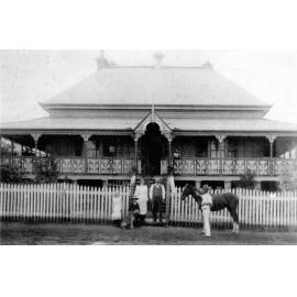 Henry Paradise (Paradies) and Family at Mt Alma