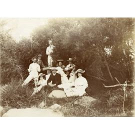 Freddy Pfeiffer and friends on a bush picnic