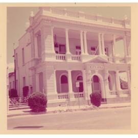 City Hall, Gill Street