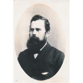 Thomas Mills