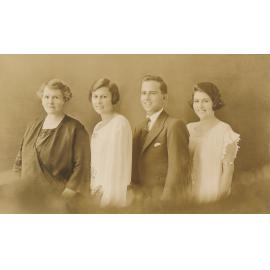 Tolano Family, 1925