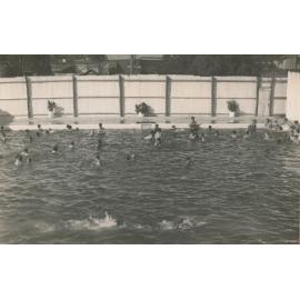 Swimming Baths, Elizabeth Street