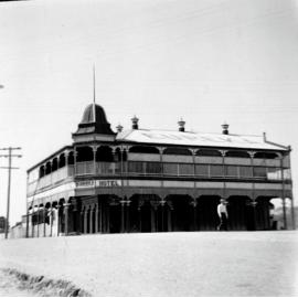 Eureka Hotel, Queenton