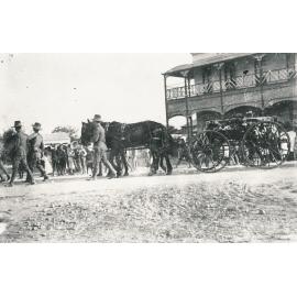 Military Funeral passing the Waverley Hotel, Mosman Street