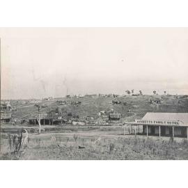 Aisbett’s Family Hotel, Early Ravenswood