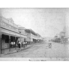 E D Miles Mining Exchange, 81-85 Mosman Street looking south towards Towers Hill