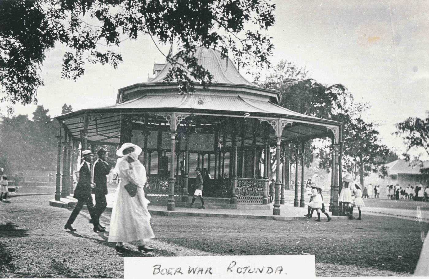 Boer War Memorial Kiosk, Lissner Park c1903
